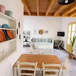 Aegli Deluxe Apartamento *