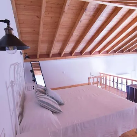 Aegli Deluxe Сими