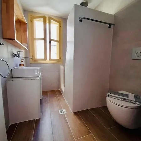 Aegli Deluxe Appartement